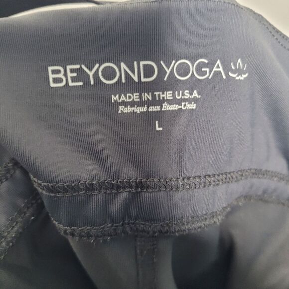 Beyond Yoga Spacedye Athletic Workout Dress With Shorts Attached Size Large - Picture 6 of 9